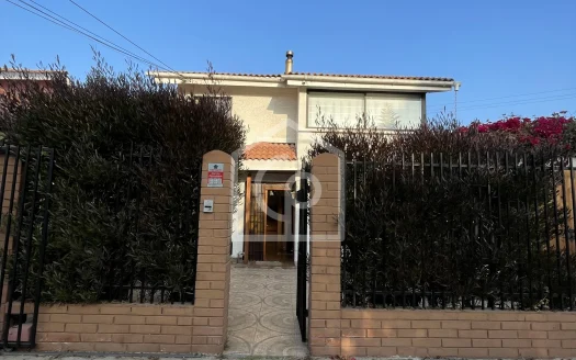 Se vende casa 4D/2B con departamento independiente 1D/1B, Jardines de Peñuelas, Coquimbo