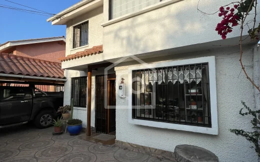 Se vende casa 4D/2B con departamento independiente 1D/1B, Jardines de Peñuelas, Coquimbo