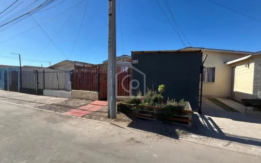 SE VENDE CASA 3D/1B, CALETA SAN PEDRO, LA SERENA