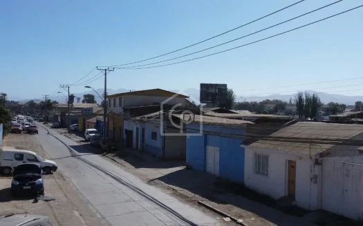 SE VENDE TERRENO DE 1454 M2 EN AVENIDA LIBERTAD, LA SERENA
